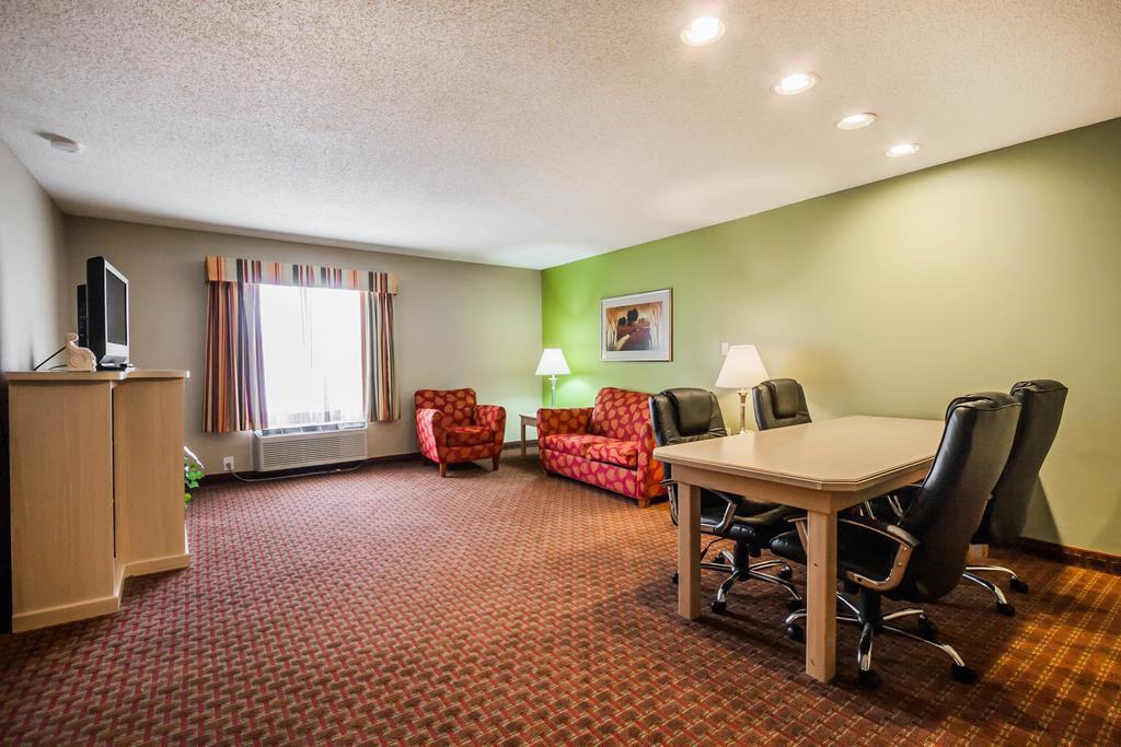 Quality Suites Memphis/ Wolfchase Galleria Zewnętrze zdjęcie